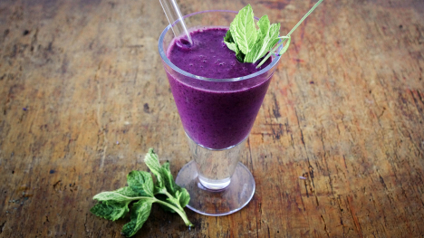 berry lavender smoothie