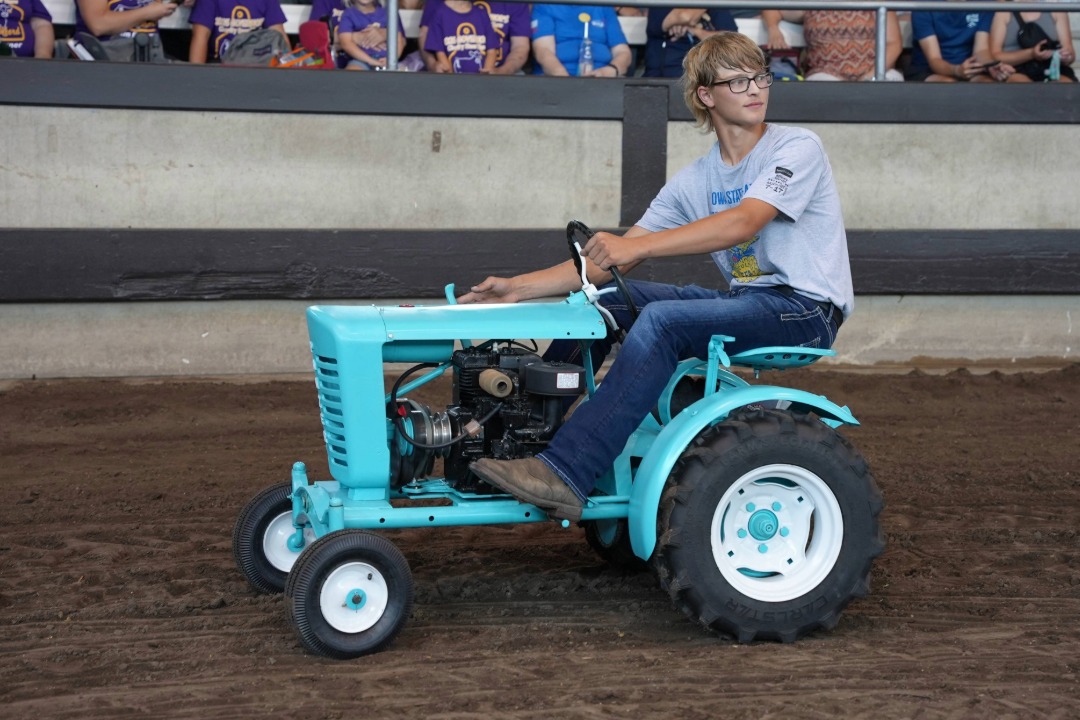 Parade of champions entrant