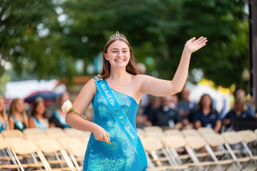 Reagan Hollatz, Mitchell County Fair Queen