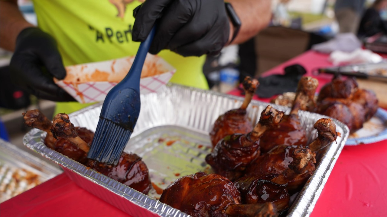 bacon-wrapped sriracha chicken lollipops