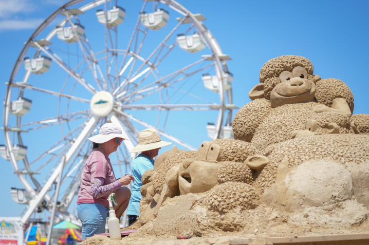 The beginning stages of the Iowa State Fair sand sculpture. 