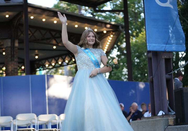 Iowa State Fair Queen participant