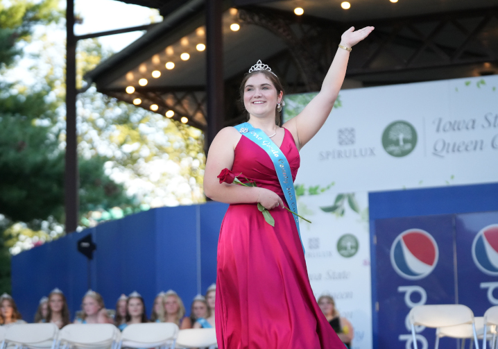 Iowa State Fair Queen participant