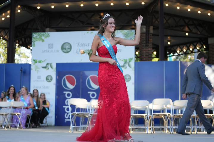 Iowa State Fair Queen participant