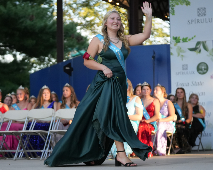 Iowa State Fair Queen participant