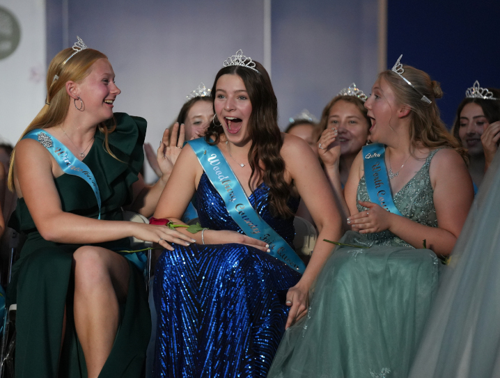 Iowa State Fair queen award announcement