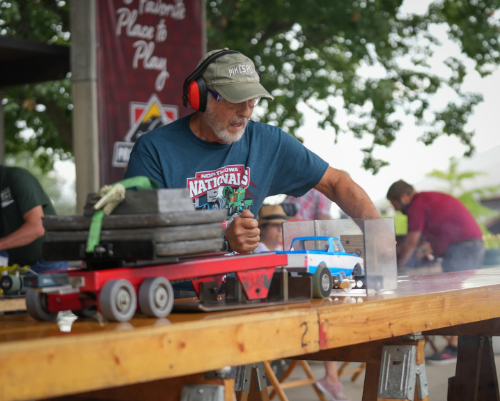 mini tractor pull participant