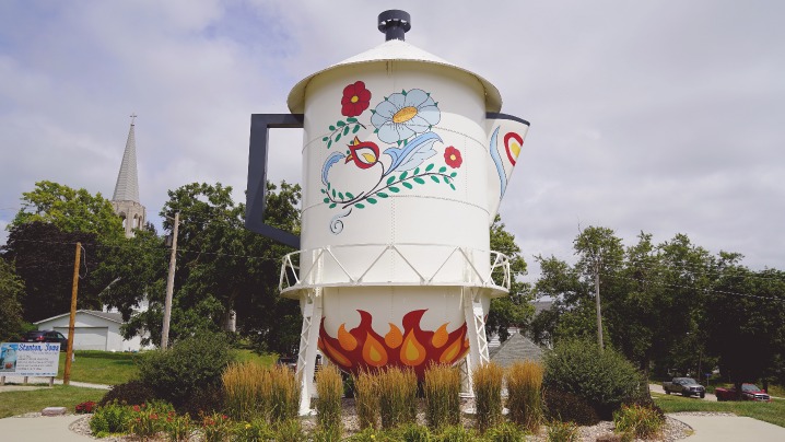 world's largest swedish coffee pot