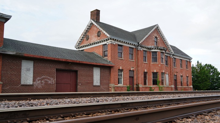 train station