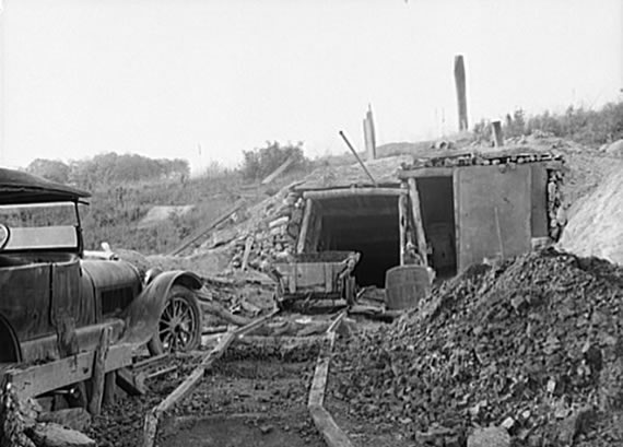 Coal Mine in Southern Iowa, 1936