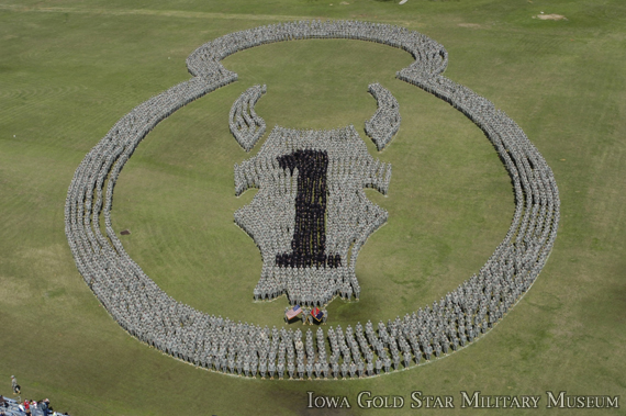 Soldiers' Farewell Ceremony Before Deployment to Iraq