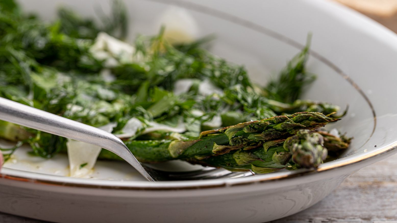 Grilled Asparagus with Dill and Parsley
