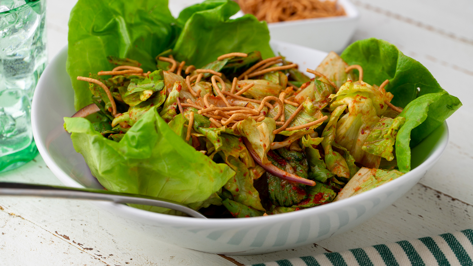 Spicy Lettuce Salad