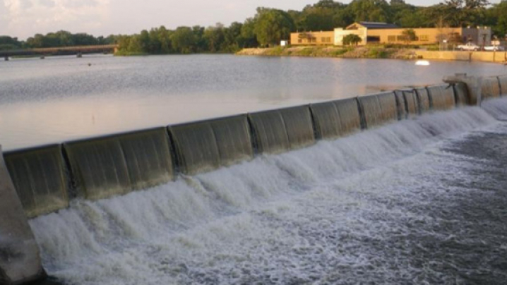 A low-head dam Waverly, Iowa. 