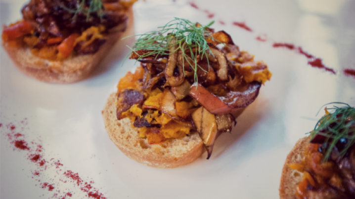 Pumpkin Crostini with Caramelized Apples & Onions
