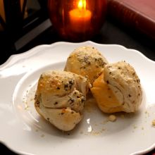 Garlic Bites