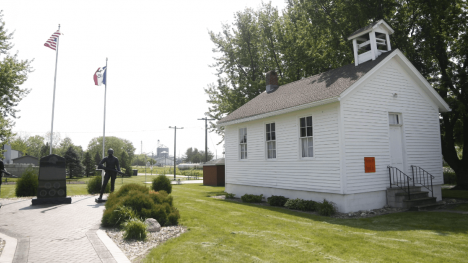 White building in Tripoli, Iowa