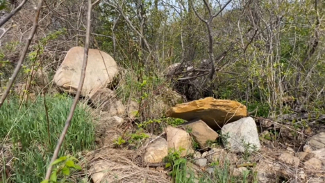 Image of large rocks stacked on each other.