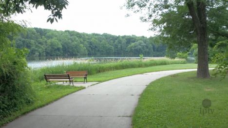 Pine Lake State Park trail