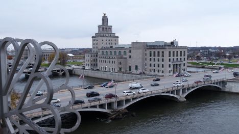 Veterans Memorial Building