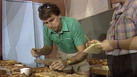 1985 Iowa Boy Best Cinnamon Roll