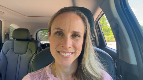 Jana Houser in car