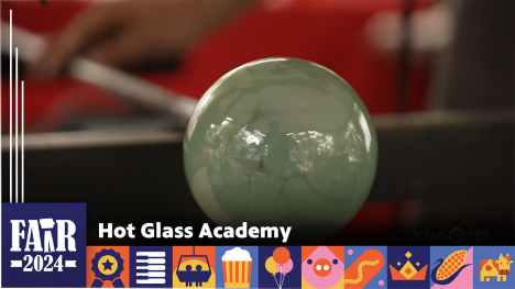 Hot Glass Academy - piece of glass being formed into a sphere