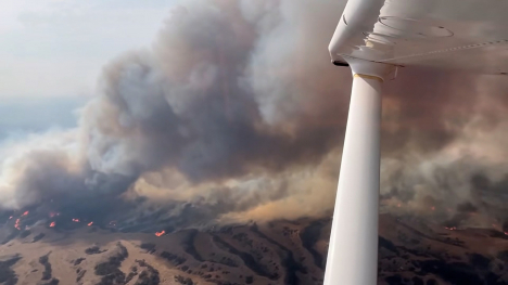 Nebraska wildfire smoke taken from a small airplane